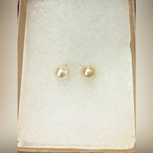 Elegant Pearl Stud Fashion Earrings